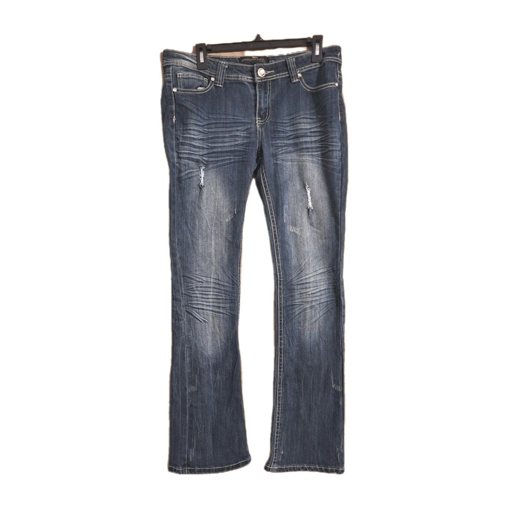 Bootcut Jeans Medium Dark Wash distressed 9/10 mid-rise Rue 21